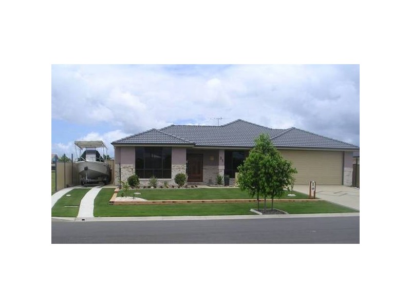 Sandstone Point QLD 4511