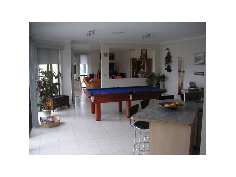 Sandstone Point QLD 4511