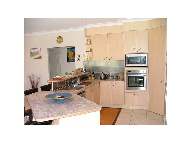 Sandstone Point QLD 4511