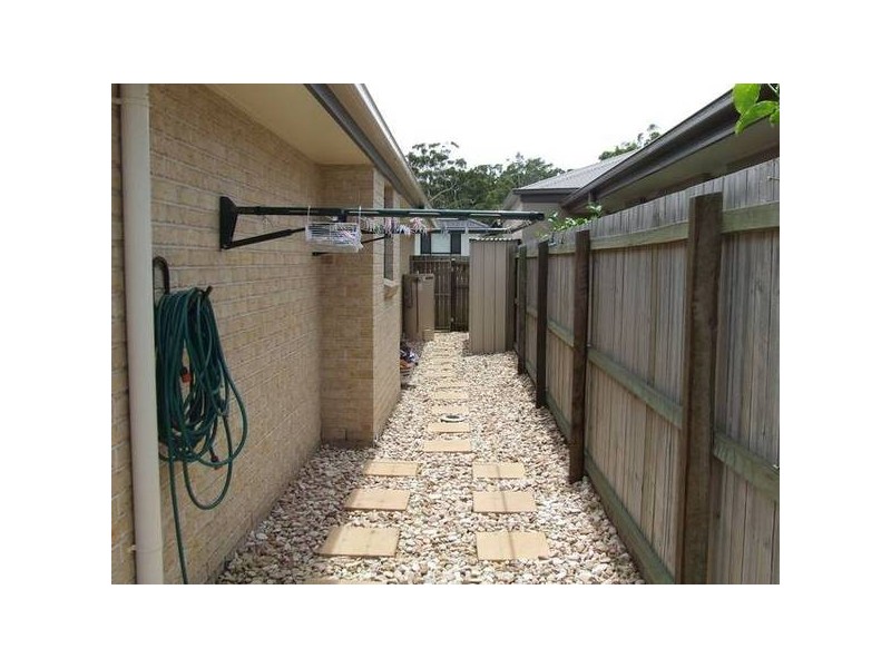 Sandstone Point QLD 4511