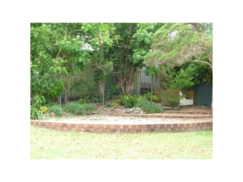 9 CUMMING STREET, Bongaree QLD 4507