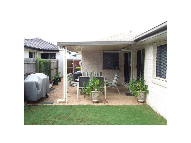 Sandstone Point QLD 4511