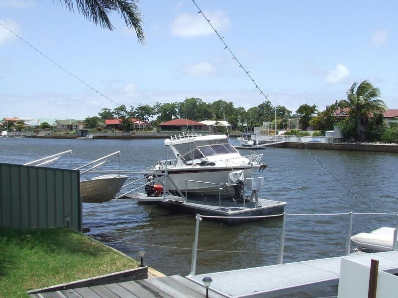 1/13 Pentas Drive, Bongaree QLD 4507