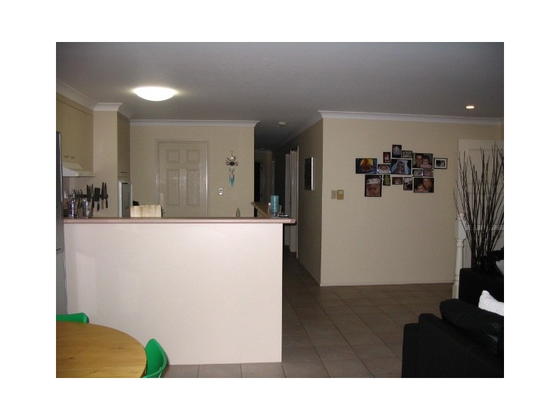 1/13 Pentas Drive, Bongaree QLD 4507