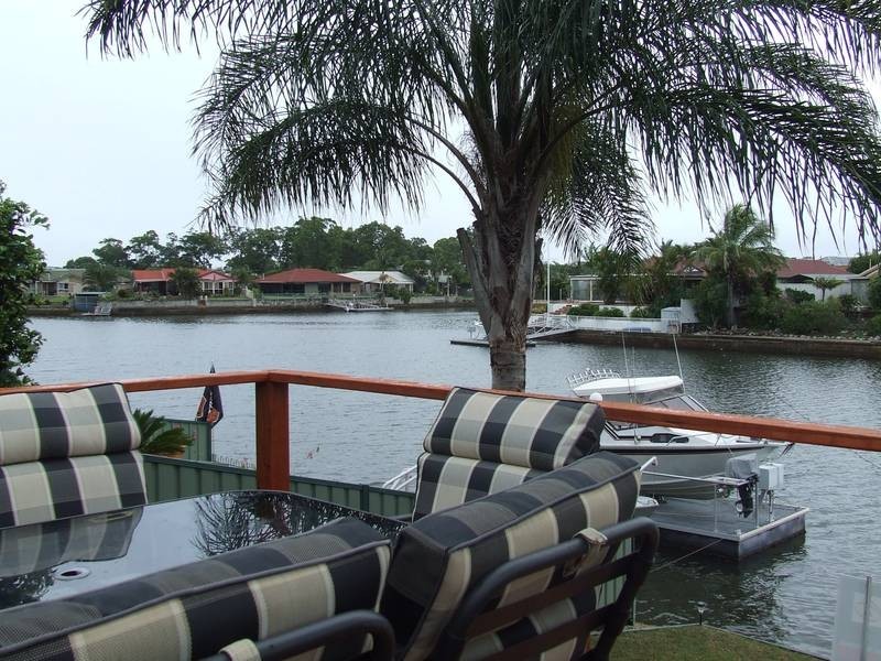 1/13 Pentas Drive, Bongaree QLD 4507