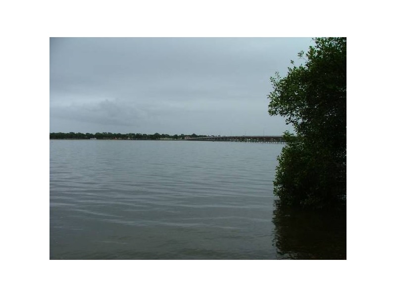 Sandstone Point QLD 4511