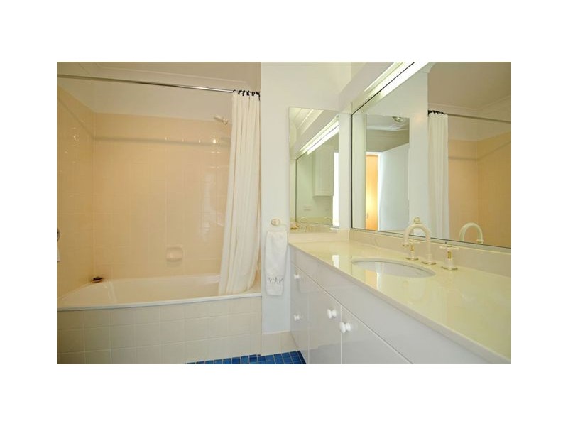 Sandstone Point QLD 4511