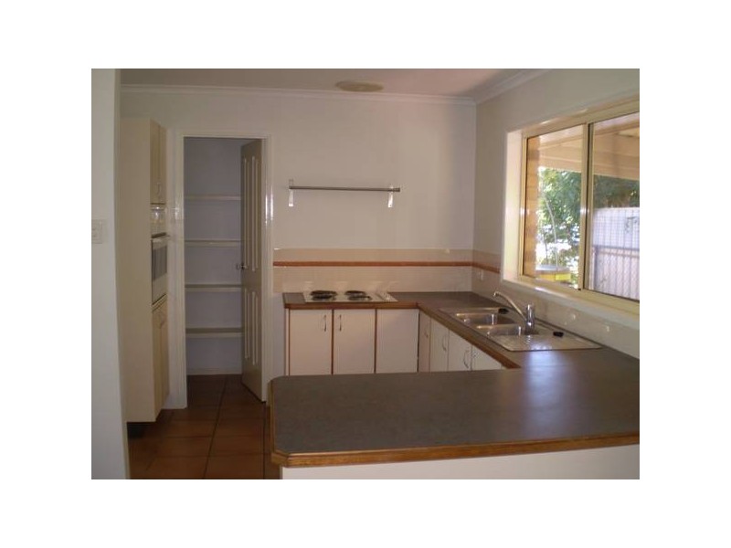 2 Beagle Ave, Bribie Island QLD 4507