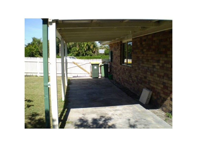 2 Beagle Ave, Bribie Island QLD 4507