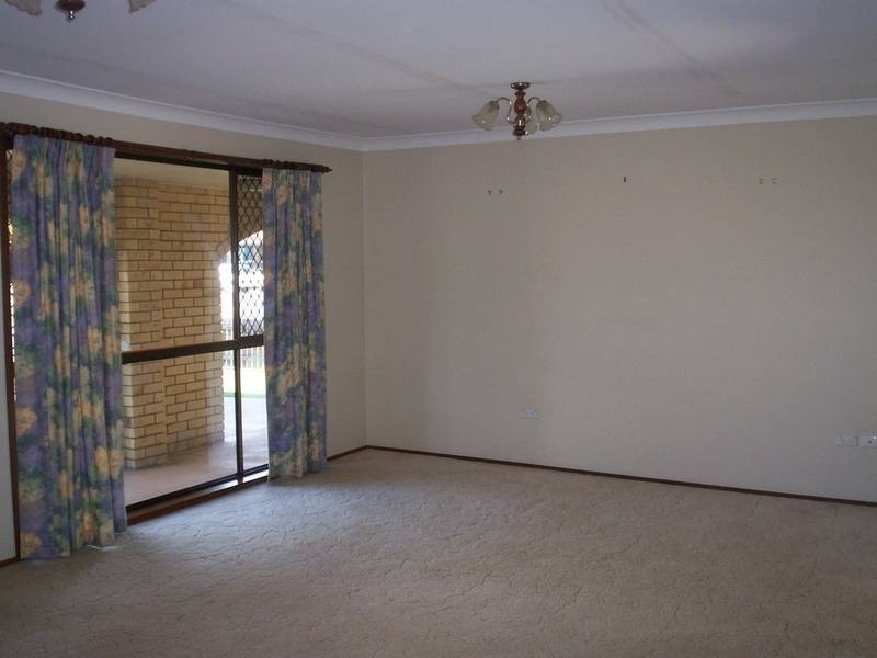 114 Bestman, Sandstone Point QLD 4511