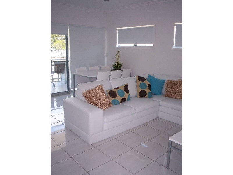 4/15-17 Sylvan Beach, Bribie Island QLD 4507