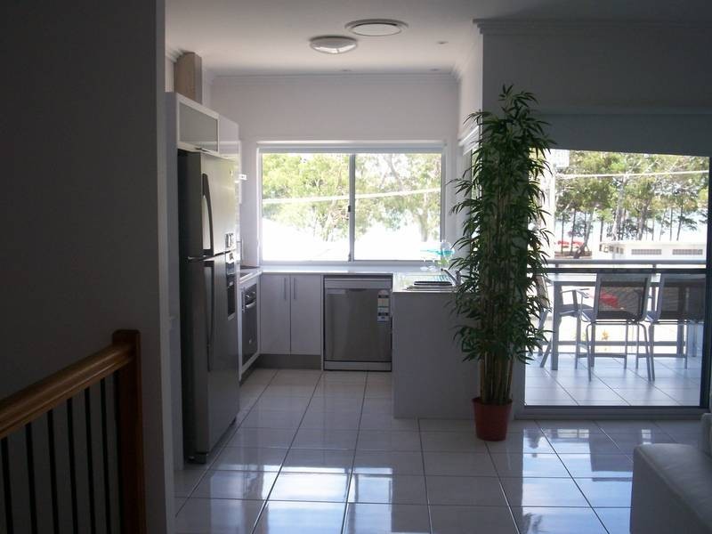 4/15-17 Sylvan Beach, Bribie Island QLD 4507