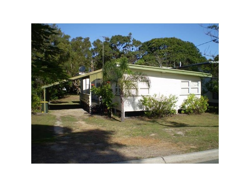 18 Ottiwell STreet, Bribie Island QLD 4507