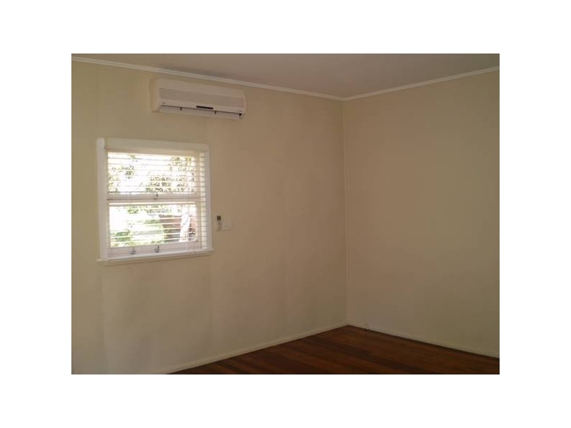18 Ottiwell STreet, Bribie Island QLD 4507