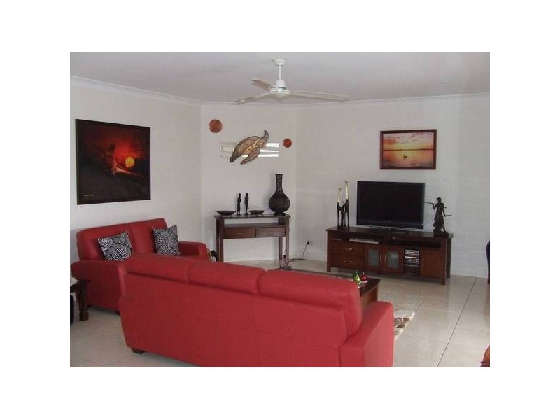 Sandstone Point QLD 4511