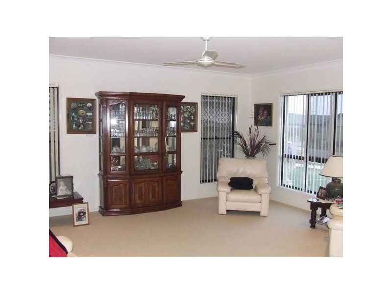 Sandstone Point QLD 4511