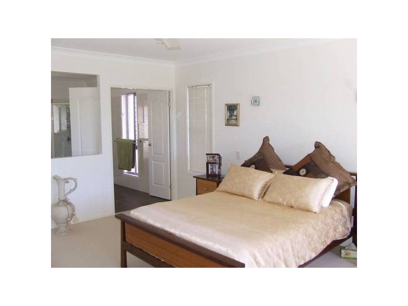 Sandstone Point QLD 4511