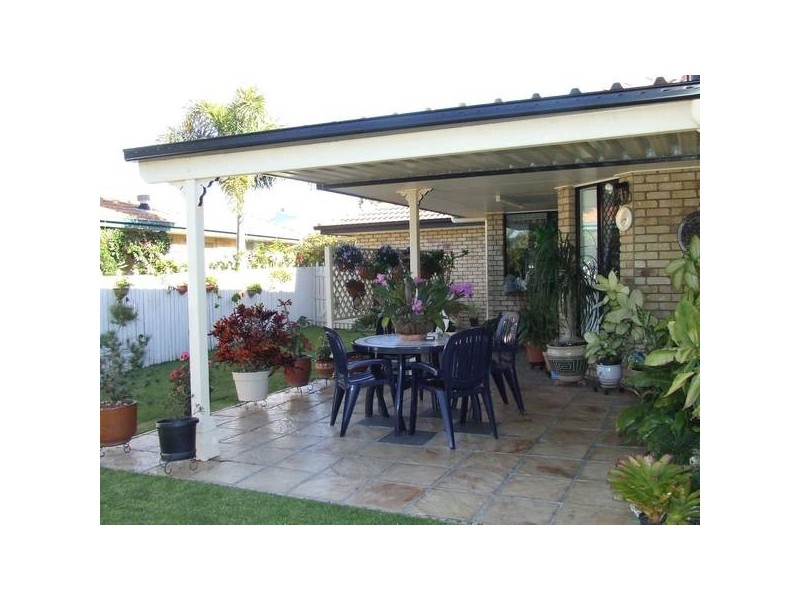 Sandstone Point QLD 4511