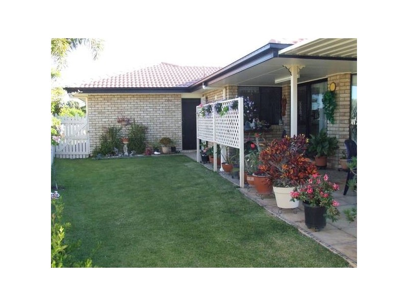 Sandstone Point QLD 4511