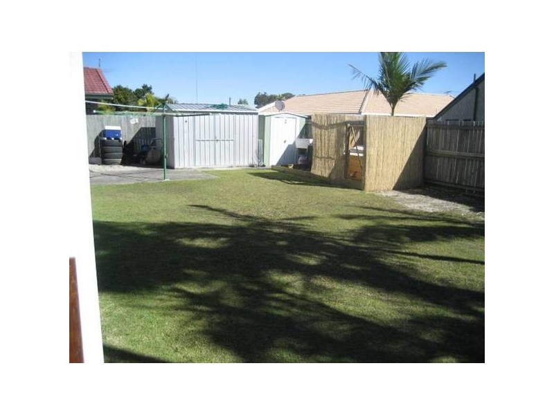 Sandstone Point QLD 4511