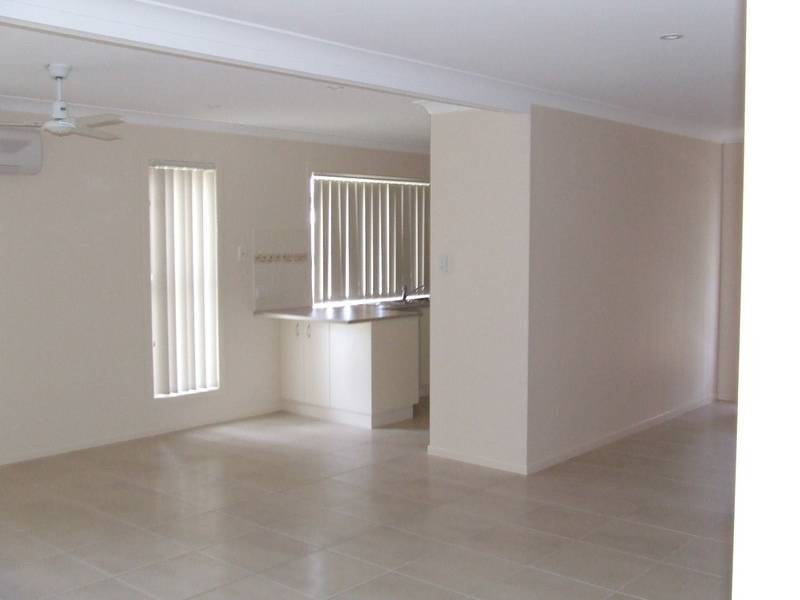 23 Sandheath Place, Ningi QLD 4511