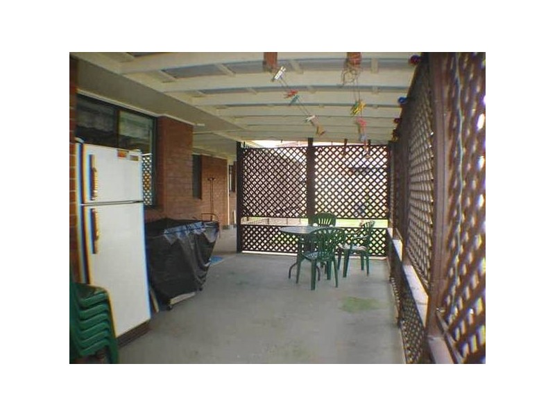 18 Yorkshire Drive, Bribie Island QLD 4507