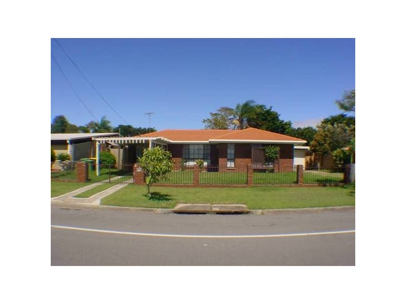 18 Yorkshire Drive, Bribie Island QLD 4507
