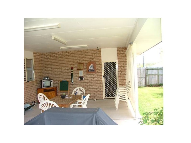 Sandstone Point QLD 4511