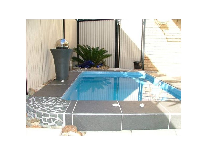 3/5 Clarke Terrace, Sandstone Point QLD 4511
