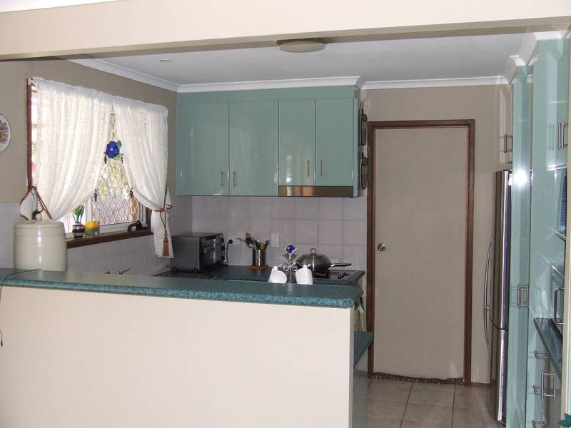 63 Bestman Road East, Sandstone Point QLD 4511