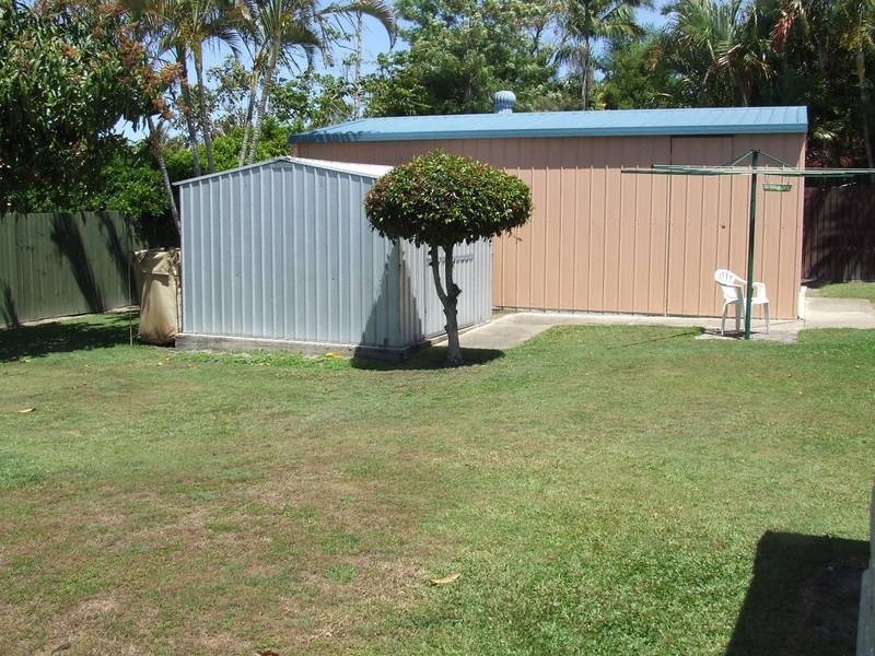 63 Bestman Road East, Sandstone Point QLD 4511