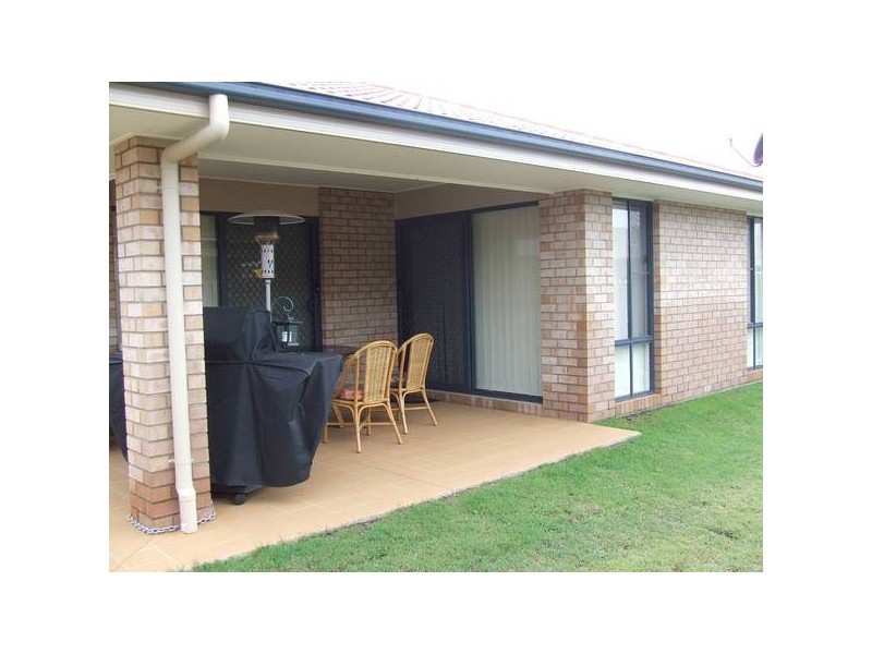 Sandstone Point QLD 4511