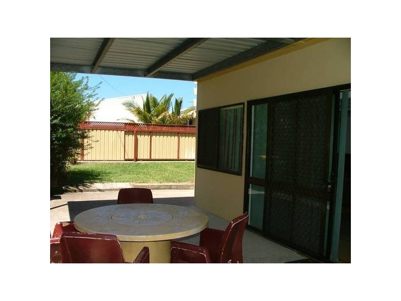 2/32 North Street, Woorim QLD 4507