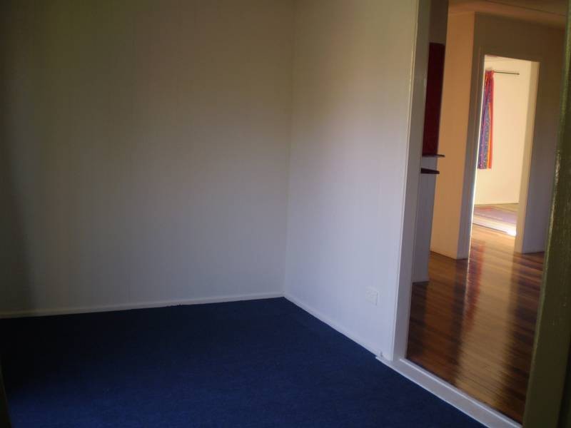 13 Lyrebird St, Bongaree QLD 4507