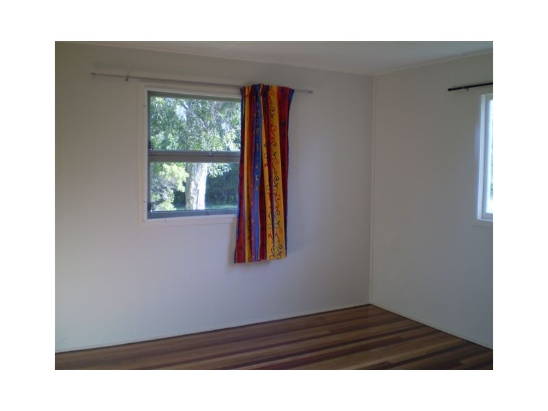 13 Lyrebird St, Bongaree QLD 4507