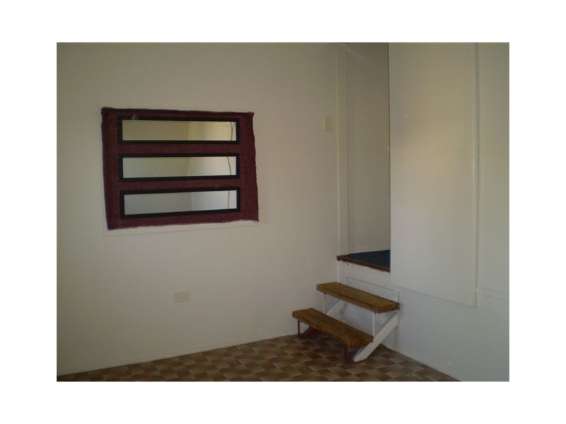 13 Lyrebird St, Bongaree QLD 4507