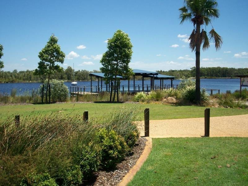 85 Sandheath Place, Ningi QLD 4511