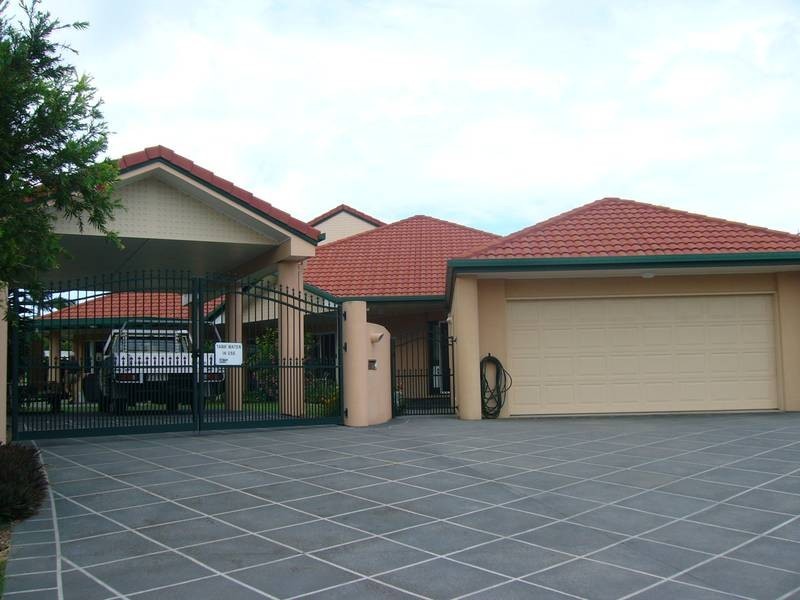 Sandstone Point QLD 4511