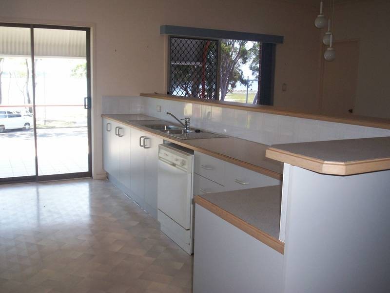 129 Welsby Parade, Bongaree QLD 4507