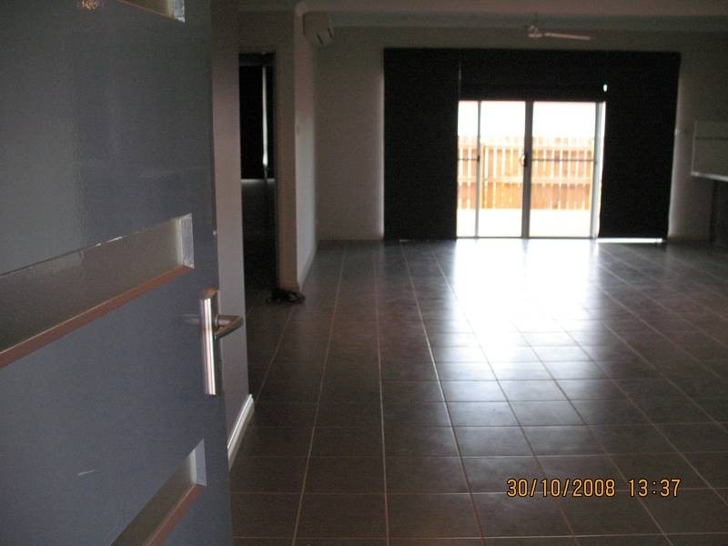 12B Pelcan Gardens, Broome WA 6725