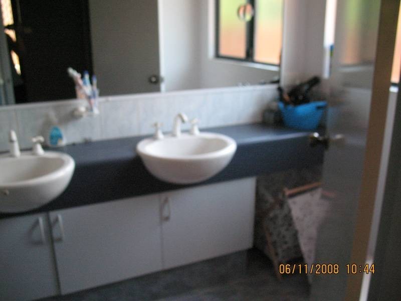 33 Bowerbird Loop, Broome WA 6725