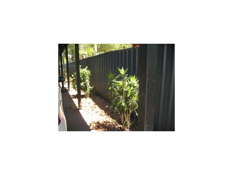 2 Barnsley, Broome WA 6725