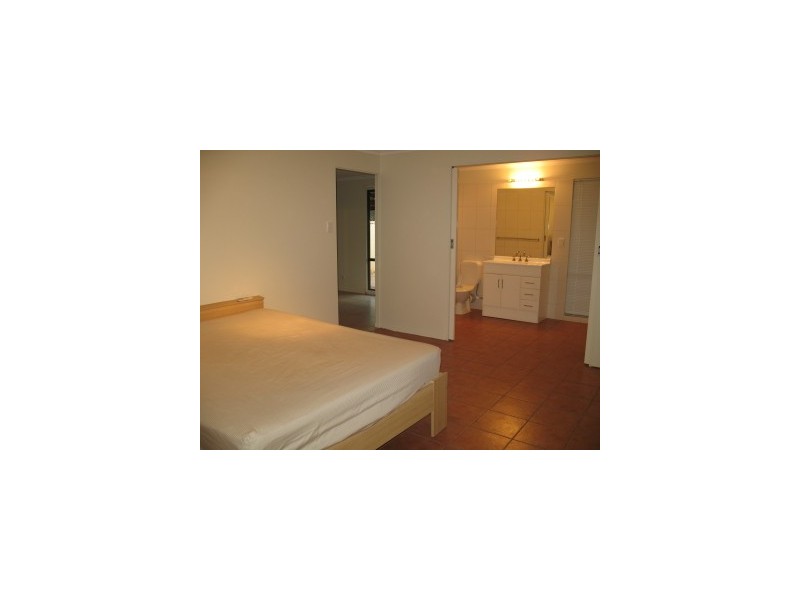 14 McKenzie Road, Broome WA 6725