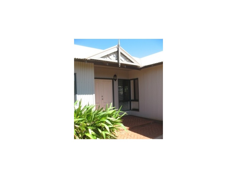 8 Bin Sallik Avenue, Cable Beach WA 6726