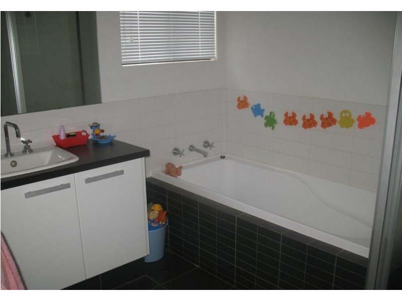 2/52 Greenshank Drive, Djugun WA 6725