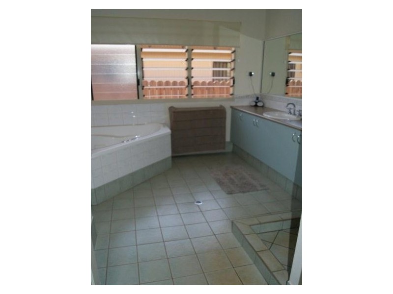 9 Euro Way, Djugun WA 6725