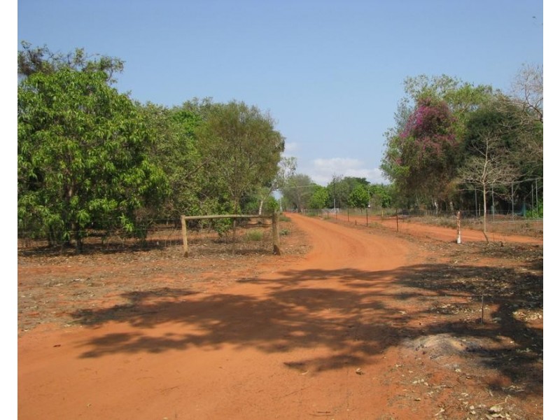 2 Kanagae Road, Roebuck WA 6725