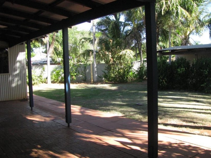 5 Manado Court, Cable Beach WA 6726