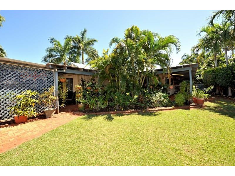 8 Knot Grove, Djugun WA 6725