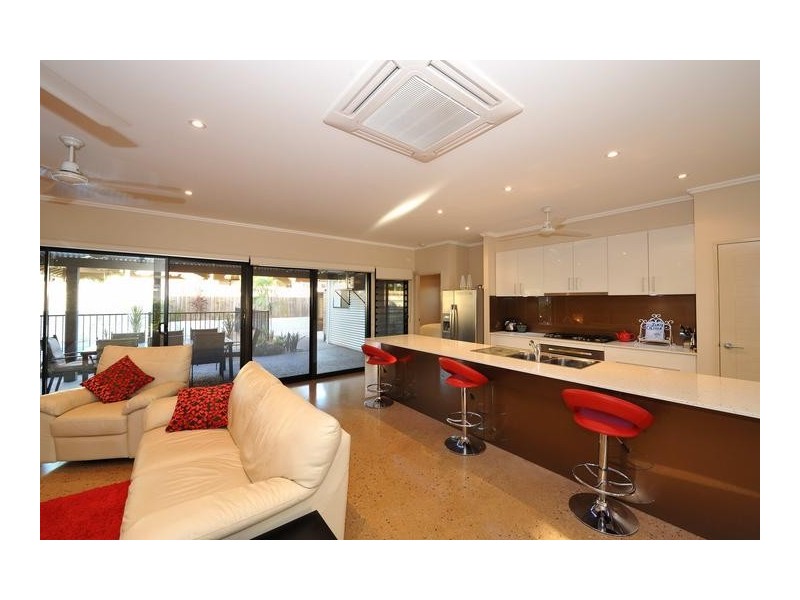 15 Barrgana Road, Cable Beach WA 6726